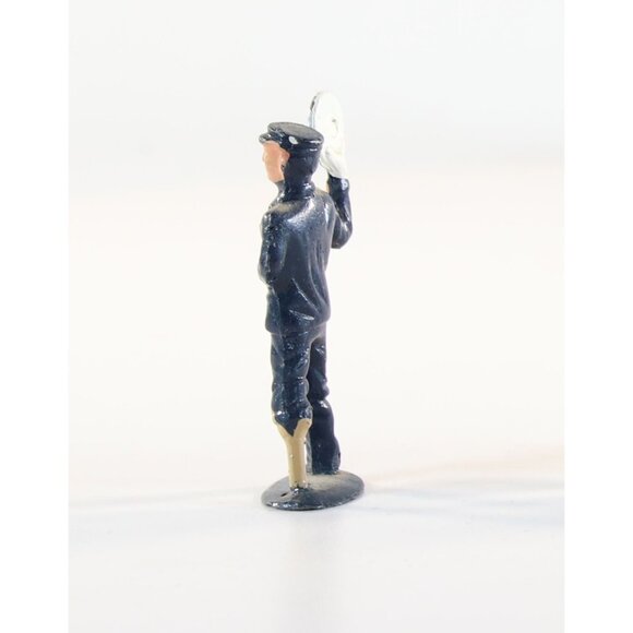 Barclay Lead Figure, Train Conductor Holding Sign, 1950s, 1.75" Tall - Picture 4 of 6